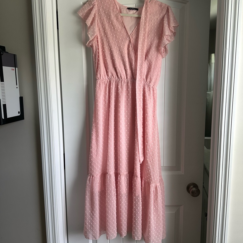 Elegant Pink Ruffle Sleeve Dress